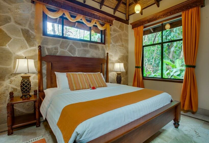 اتاق استاندارد, Sleeping Giant Rainforest Lodge