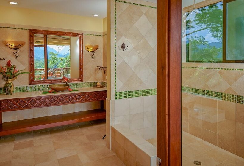 マウンテンビュースイート, Sleeping Giant Rainforest Lodge