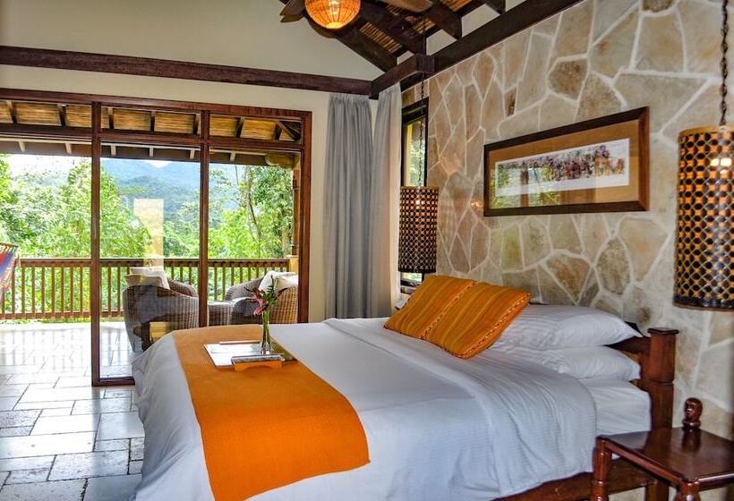 リバービュースタンダードルーム, Sleeping Giant Rainforest Lodge