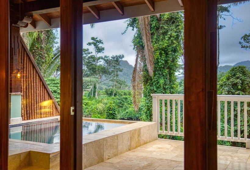 リバービュースイート, Sleeping Giant Rainforest Lodge