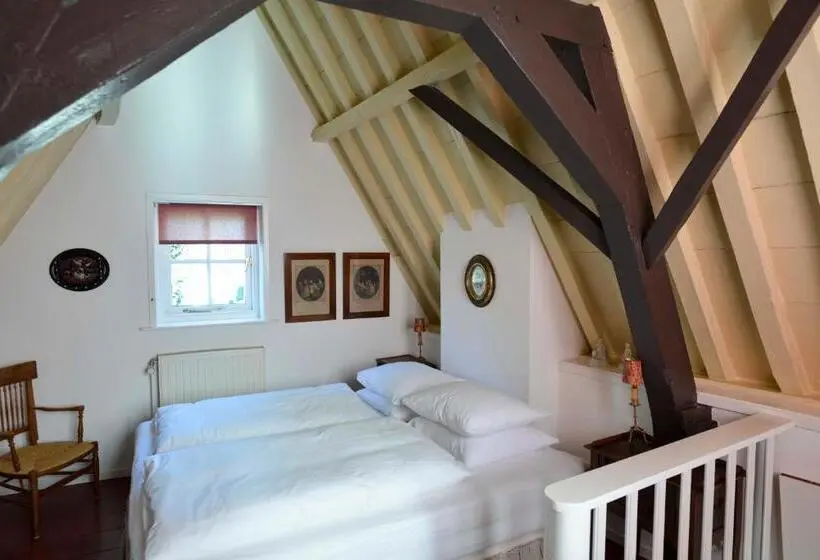 Talo 1 Makuuhuone, Logement 't Oude Bierhuys