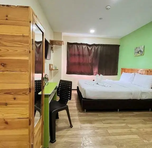 اتاق لوکس, Swing & Pillows   Apple Hotel Shah Alam
