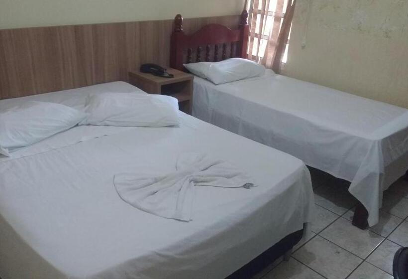 标准三人间, Paulista