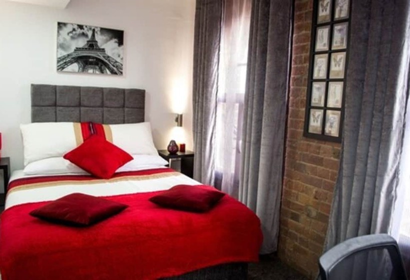 Номер Стандарт, Trivelles Regency, Nottingham