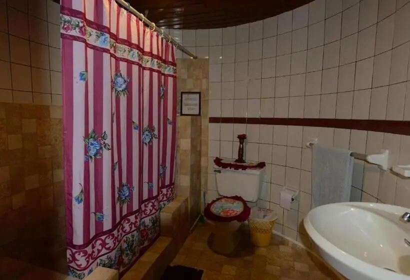 اتاق استاندارد چهار تخته, Villa Antonia 16