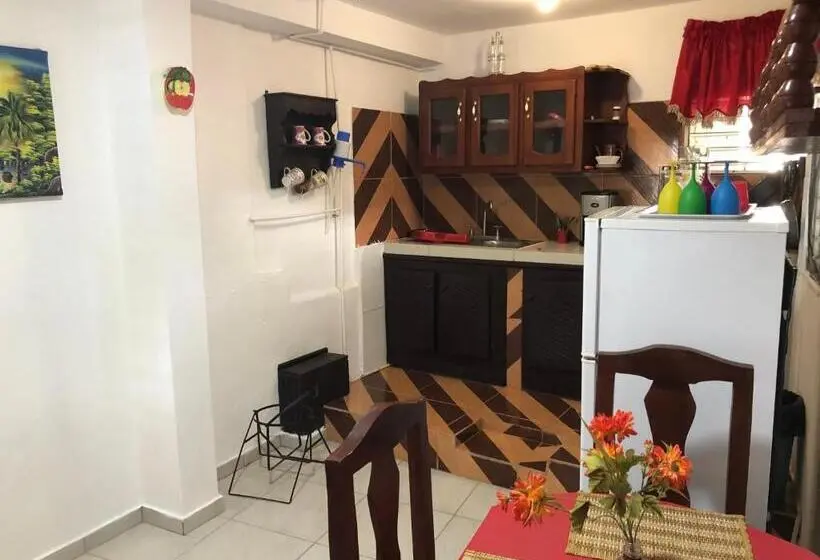 استودیو استاندارد با چشمانداز استخر, Villa Antonia 16