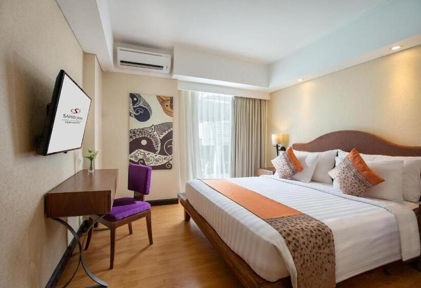 Номер Deluxe, Sahid Raya Hotel & Convention Yogyakarta
