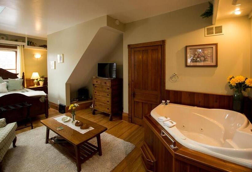 デラックススイート, Hatfield House On Hibernia