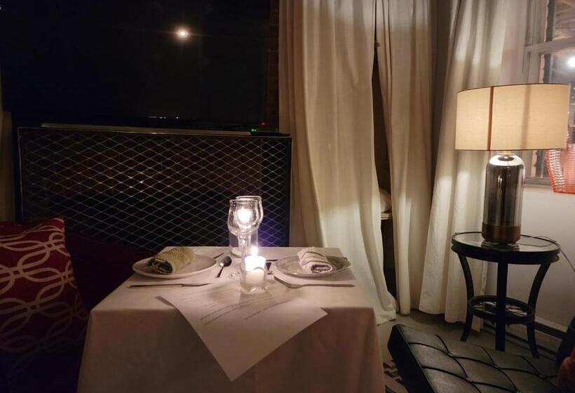 标准工作室, L Hotel Particulier Griffintown