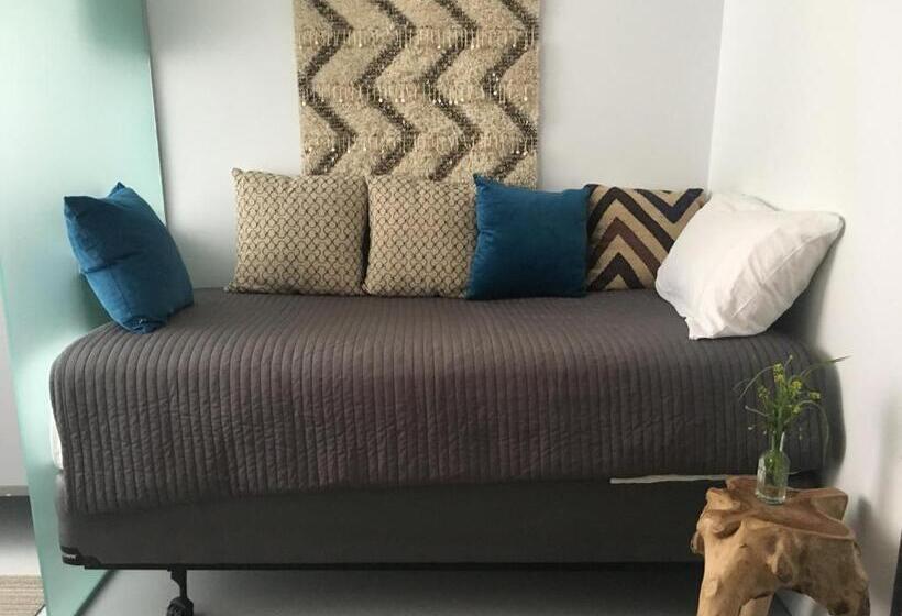 标准工作室, L Hotel Particulier Griffintown