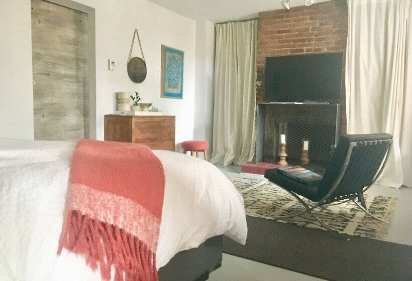 标准工作室, L Hotel Particulier Griffintown