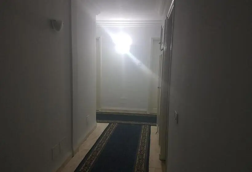 اتاق استاندارد, El Layeli