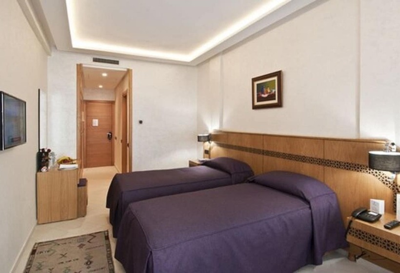 标准三人间, Hôtel L Escale Fès