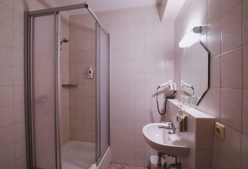 스탠다드 룸, Rheinpromenade8