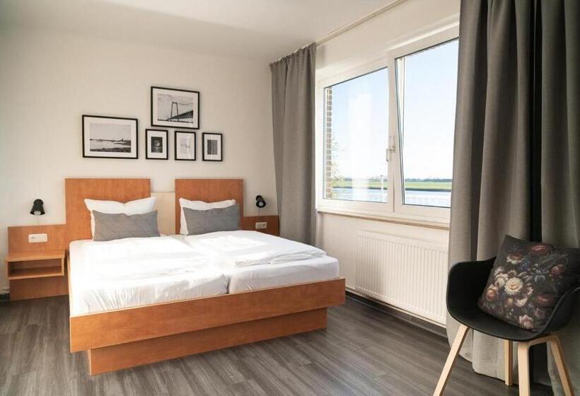 스탠다드 룸, Rheinpromenade8