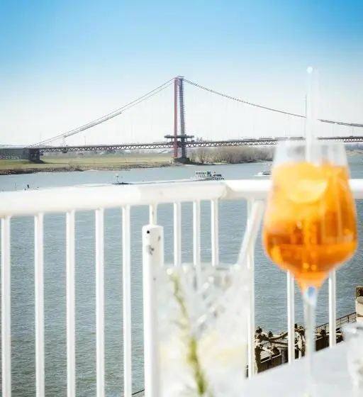 バルコニー付きスタンダードルーム, Rheinpromenade8
