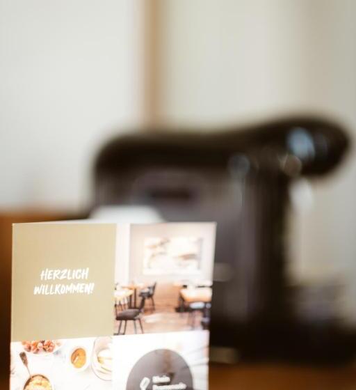 기본룸, Rheinpromenade8