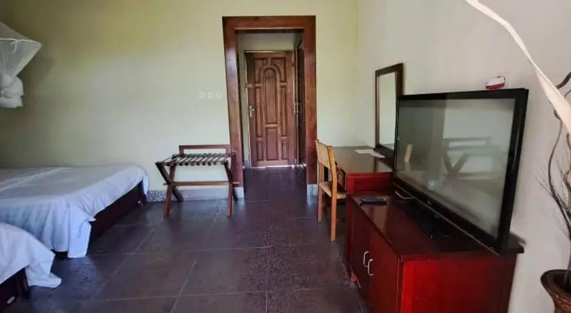 اتاق استاندارد, Safari Gate