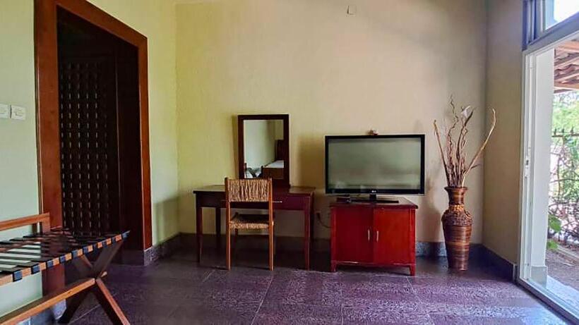 اتاق استاندارد, Safari Gate