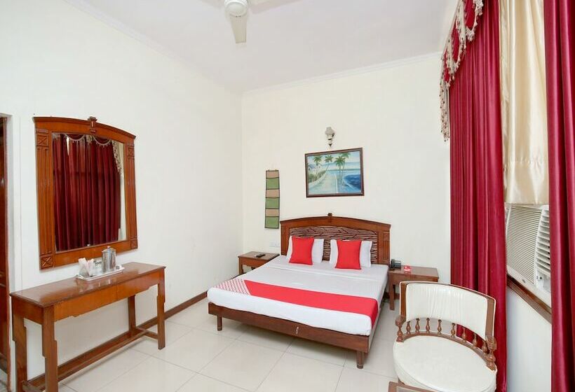 Deluxe Zimmer, Fab Town Pride