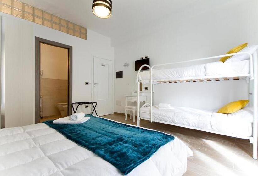 4인용 스탠다드 룸, Antale