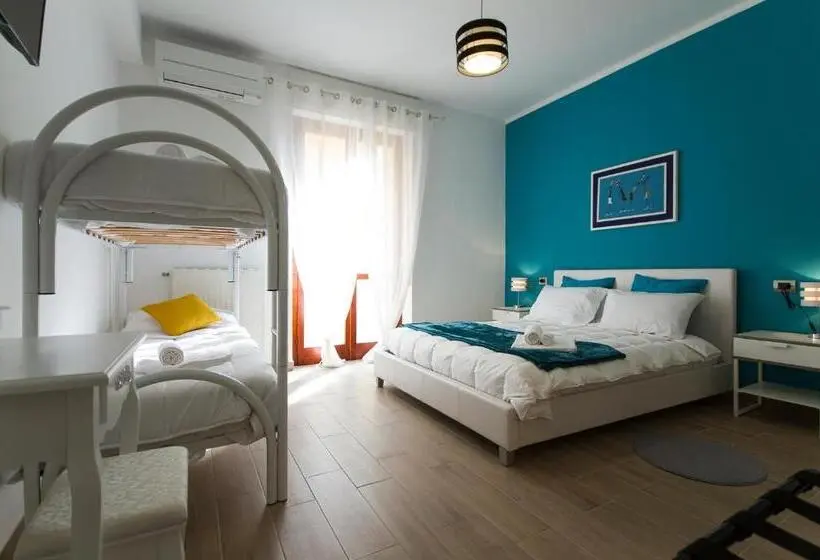 Quarto Quádruplo Standard, Antale