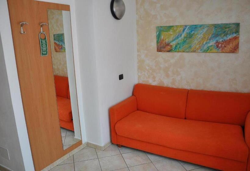 标准三人间, Borgo Piccolo