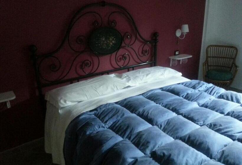 اتاق استاندارد, Il Giardinaccio Agriturismo