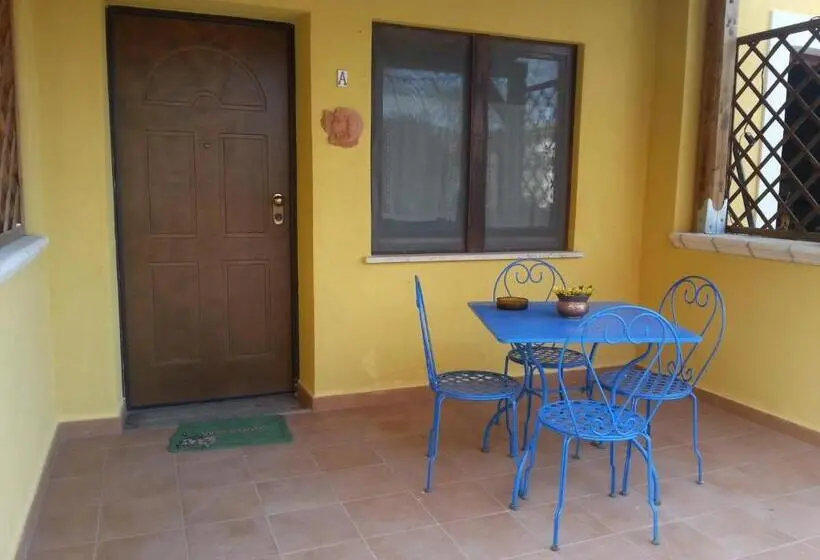 اتاق استاندارد سه نفره, Il Giardinaccio Agriturismo
