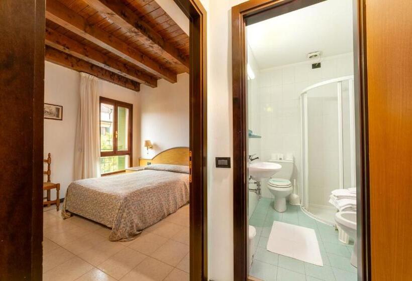 חדר סטנדרט, Albergo Ristorante Leon D'oro