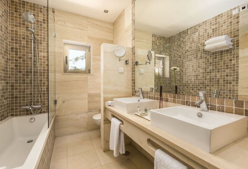 חדר סטנדרט נוף לגינה, Caneiros Luxury House & Suites