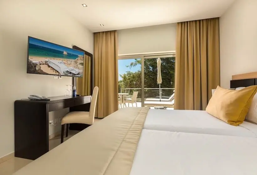 ガーデンビュースタンダードルーム, Caneiros Luxury House & Suites