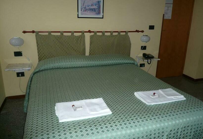 غرفة قياسية, Cantina Dell'arte