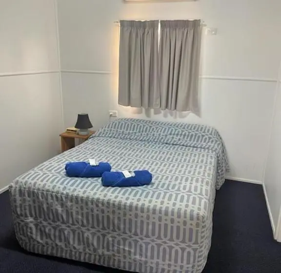 エコノミールーム, Injune Motel