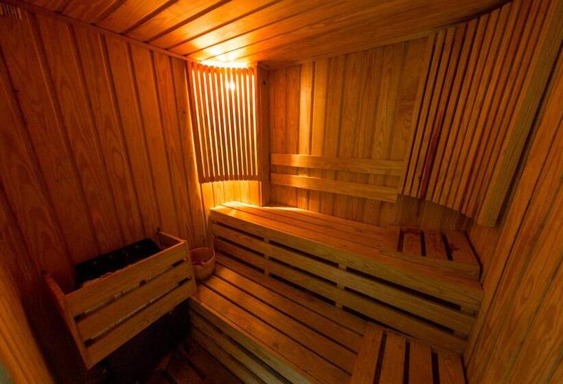 سوییت سوپریور, Panacea Suites