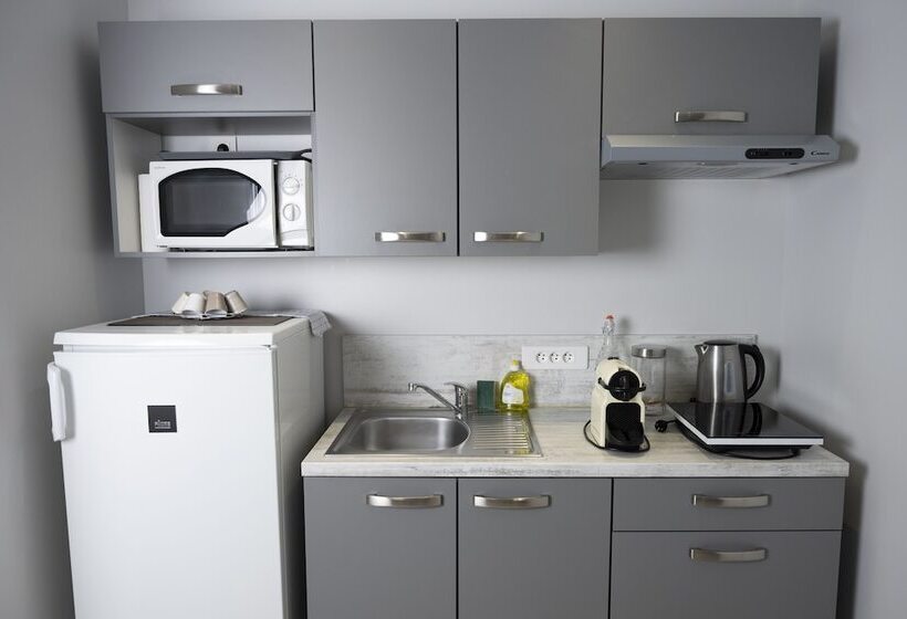 آپارتمان 2 خوابه, La Ciotat   A Deux Pas De L Eau