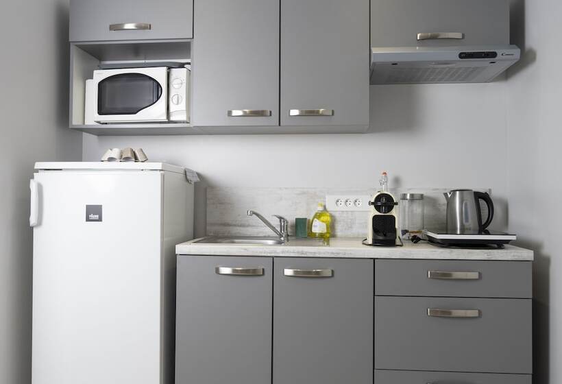 آپارتمان 2 خوابه, La Ciotat   A Deux Pas De L Eau