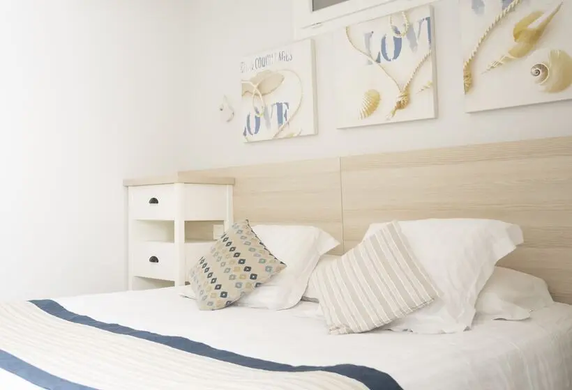 テラス付き１ベッドルームアパートメント, La Ciotat   A Deux Pas De L Eau