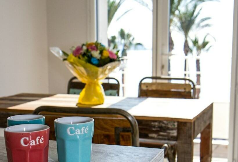 آپارتمان 1 خوابه با تراس, La Ciotat   A Deux Pas De L Eau