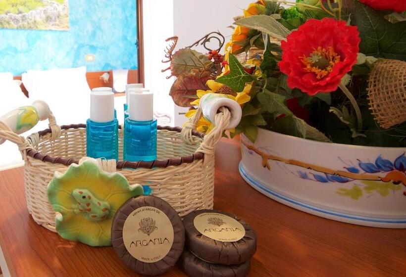 غرفة قياسية رباعية, B&b Nilosira