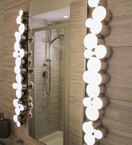 اتاق لوکس با بالکن, Brezza Marina B&b