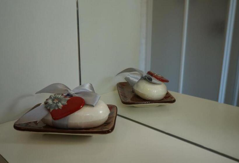 اتاق استاندارد, Aiguille Noire