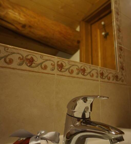 اتاق پنت هاوس, Aiguille Noire