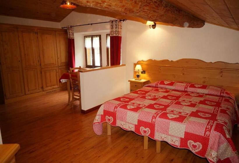 اتاق پنت هاوس, Aiguille Noire