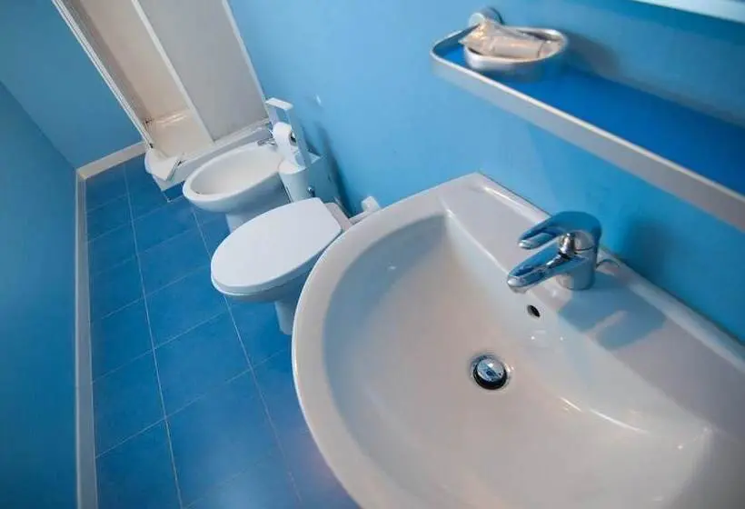 Standard Yhden Hengen Huone, Albergo Conca D Oro