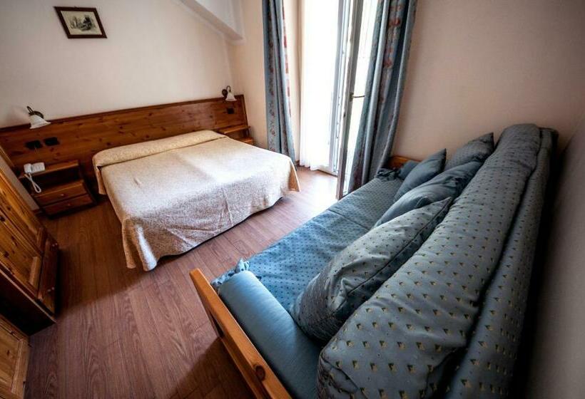 Quarto Triplo Estandar, Albergo Meublè Vecchio Scarpone