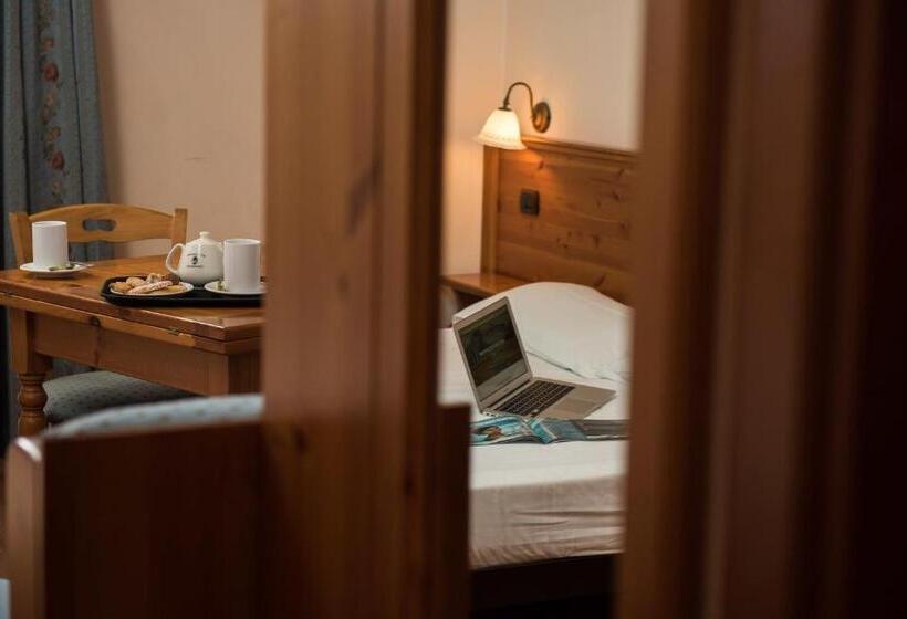 Номер Стандарт, Albergo Meublè Vecchio Scarpone