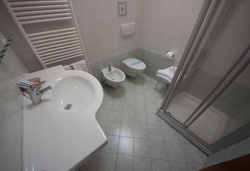 スタンダードトリプルルーム, Albergo Meublè Vecchio Scarpone