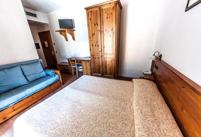 スタンダードトリプルルーム, Albergo Meublè Vecchio Scarpone