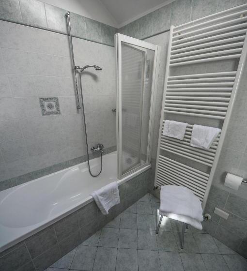 スタンダード4人部屋, Albergo Meublè Vecchio Scarpone